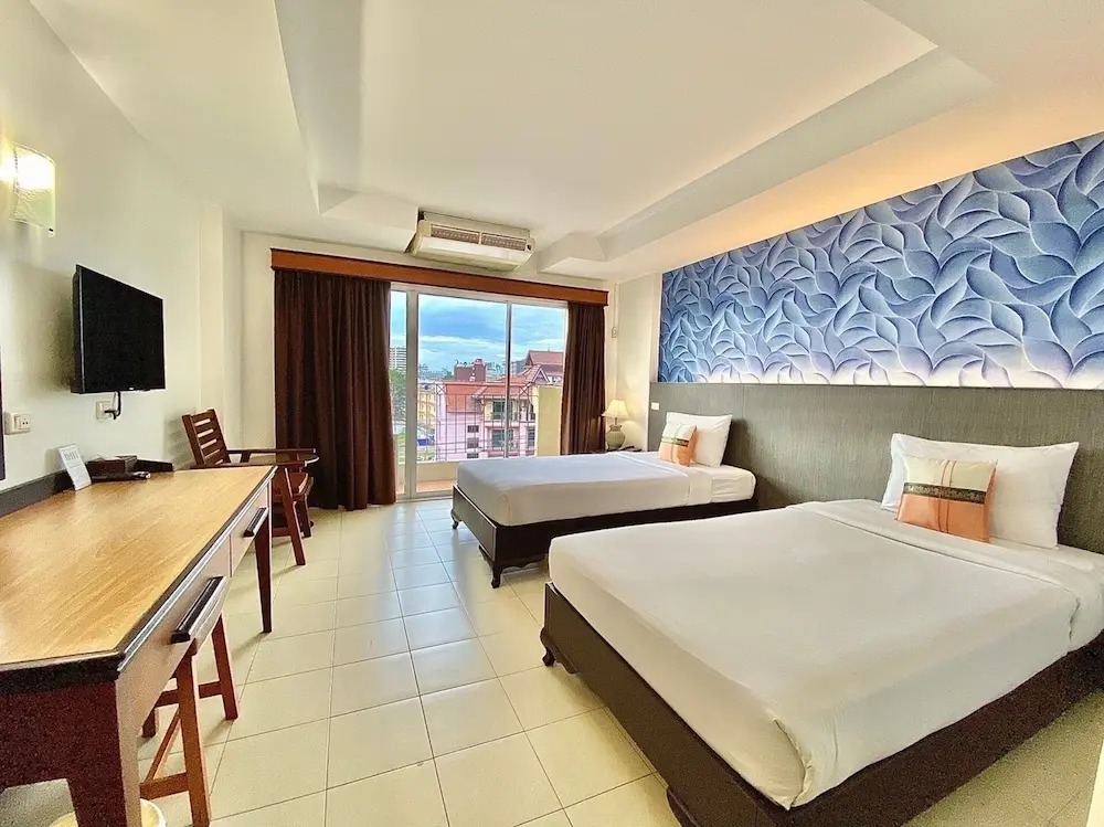 هتل پیادا رزیدنس